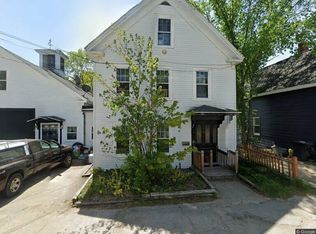 58 Central St, Farmington, NH 03835