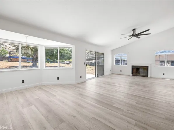 35075 Firecat Rd, Hemet, CA 92545