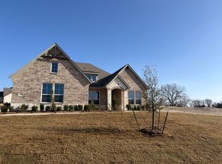 906 Perrin Ln, Van Alstyne, TX 75495