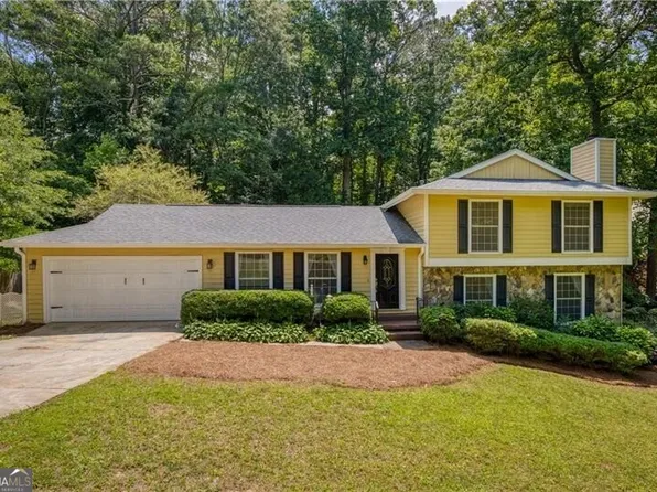 9685 Cone Ct, Roswell, GA 30075