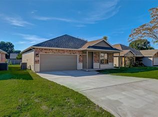 7074 Gentle Breeze Dr, Willis, TX 77318