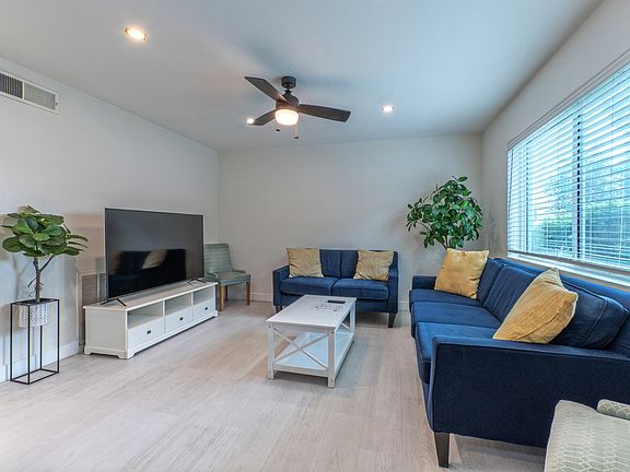 2nd image of 1133 S Farmer Ave #2