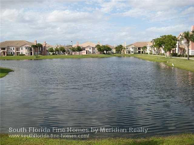 1st image of 301 Belmont Ln