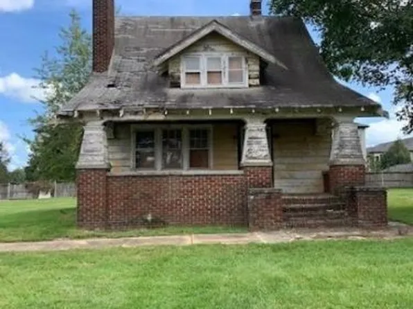 403 Elizabeth Ave, Somerset, NJ 08873