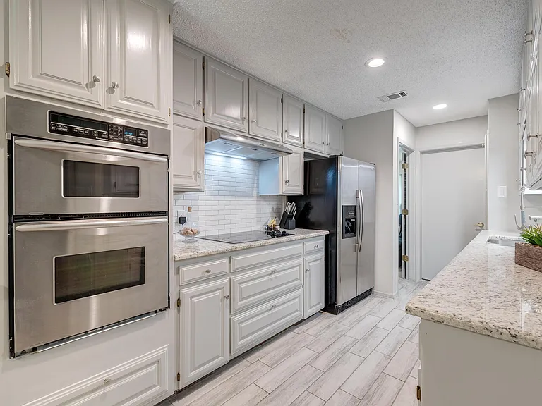 7716 Perkins Dr — Photo 5