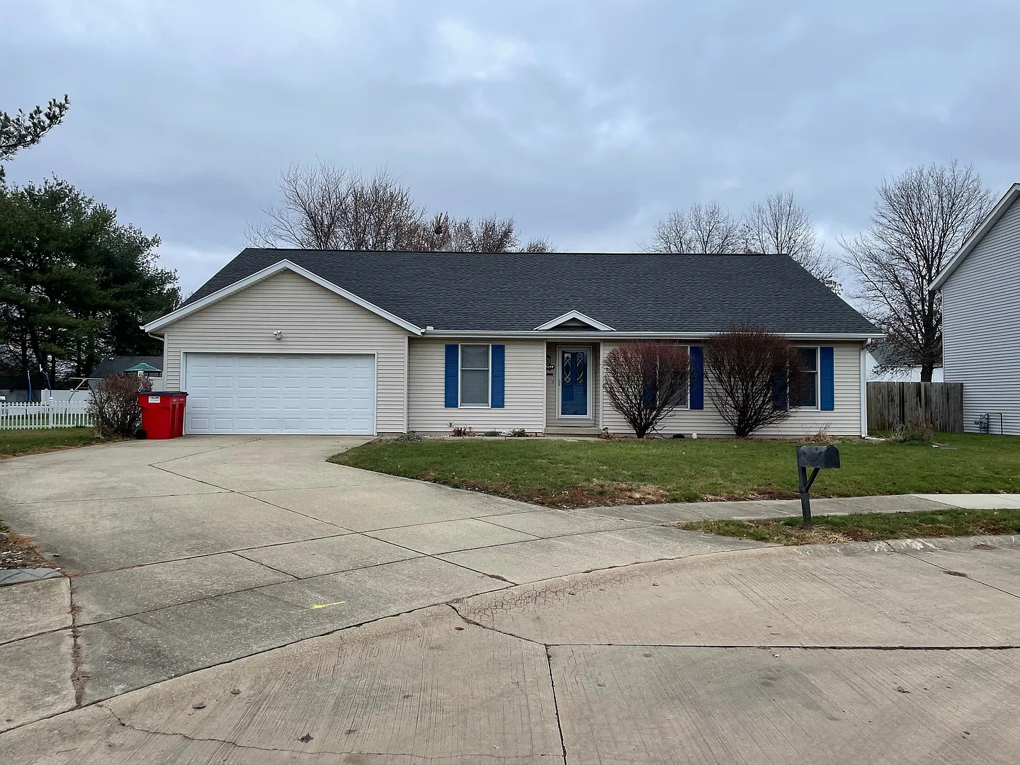 3506 Royal Oak Ct photo 1
