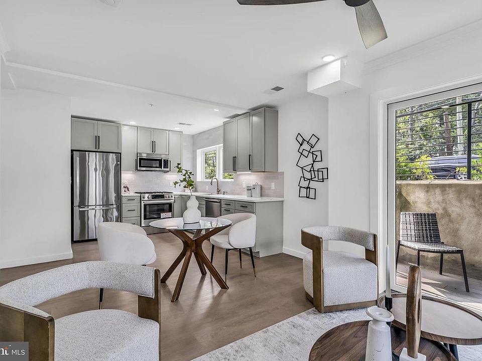 1st image of 1201 N Quinn St #102