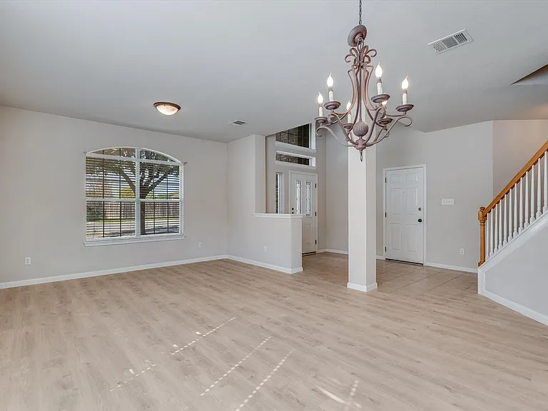 4029 Lake Edge Way — Photo 5