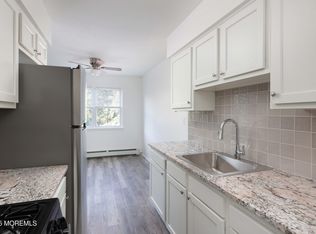 26 Windsor Ter APT G, Freehold, NJ