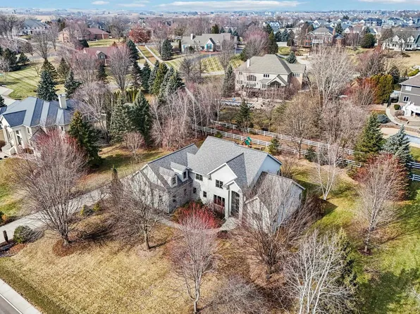 5654 Cobblestone Ln, Waunakee, WI 53597
