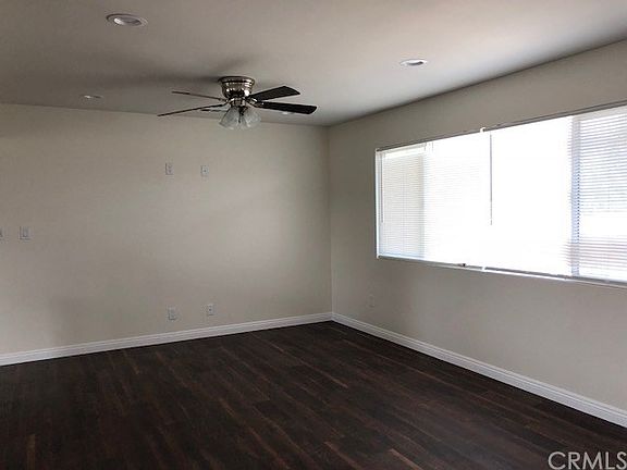 3rd image of 635 W Crescent Dr #3