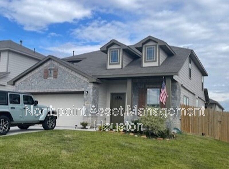 1st image of 11102 Lulu Ln