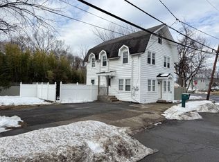 25-27 Newark Pompton Tpke, Wayne Twp., NJ 07470