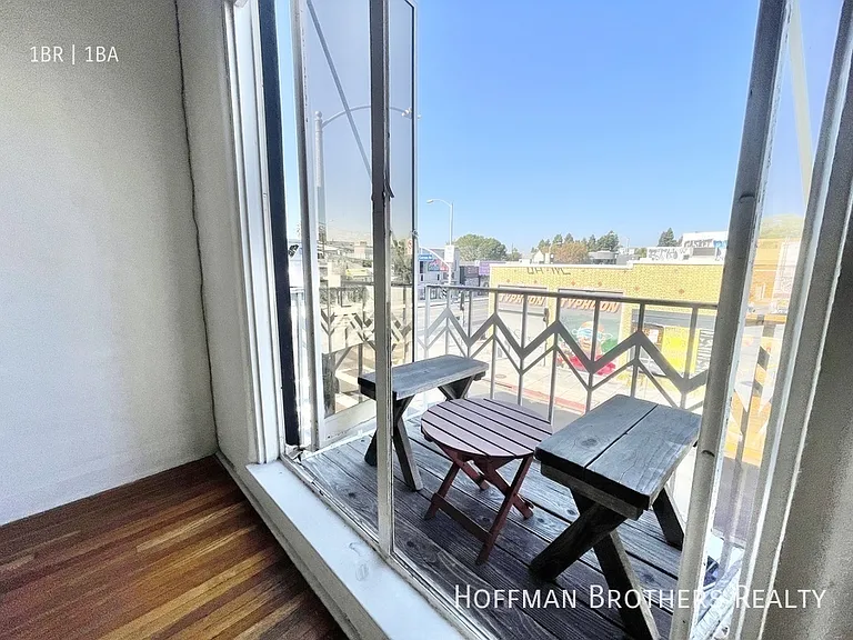 7575 Melrose Ave #3 — Photo 6