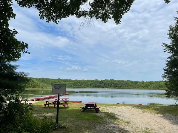 315 Stag Head Dr, Pascoag, RI 02859