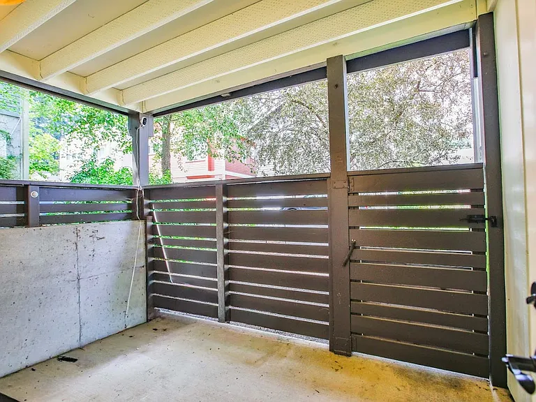 1086 Village Loop — Photo 33