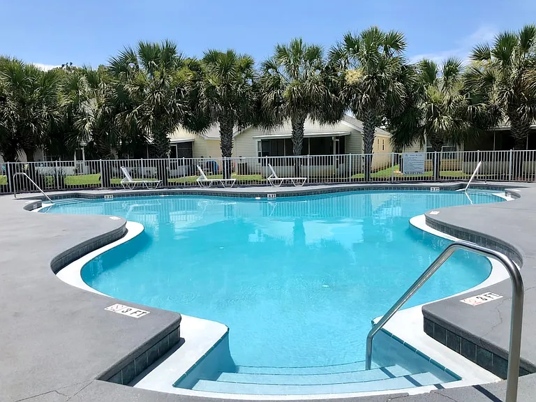 100 Seagrass Way — Photo 12