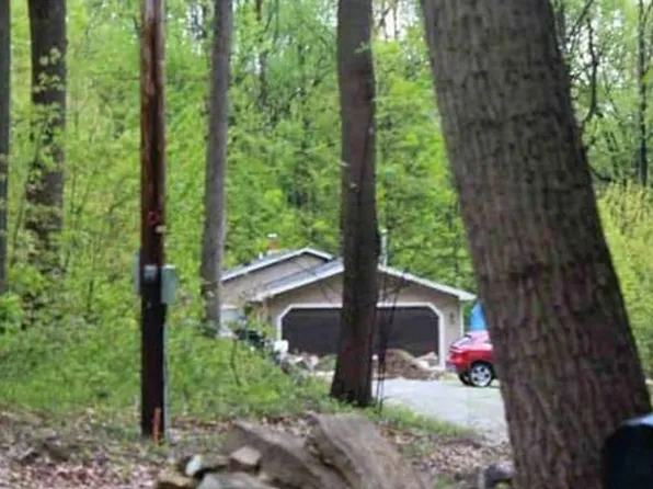 614 N Sandy Hill Rd, Coatesville, PA 19320