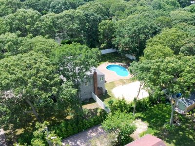 10 Robertson Ln, Hampton Bays, NY, 11946