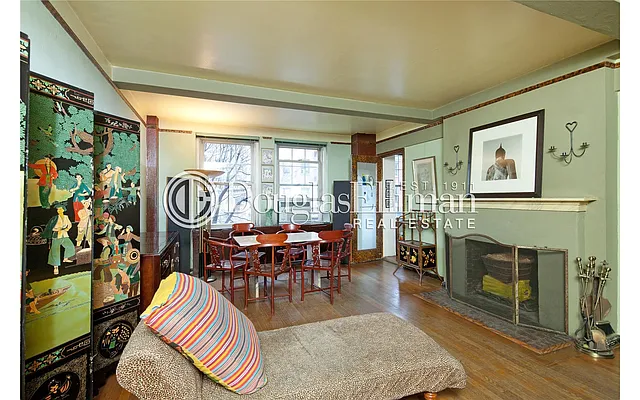 Sold by Douglas Elliman | media 28