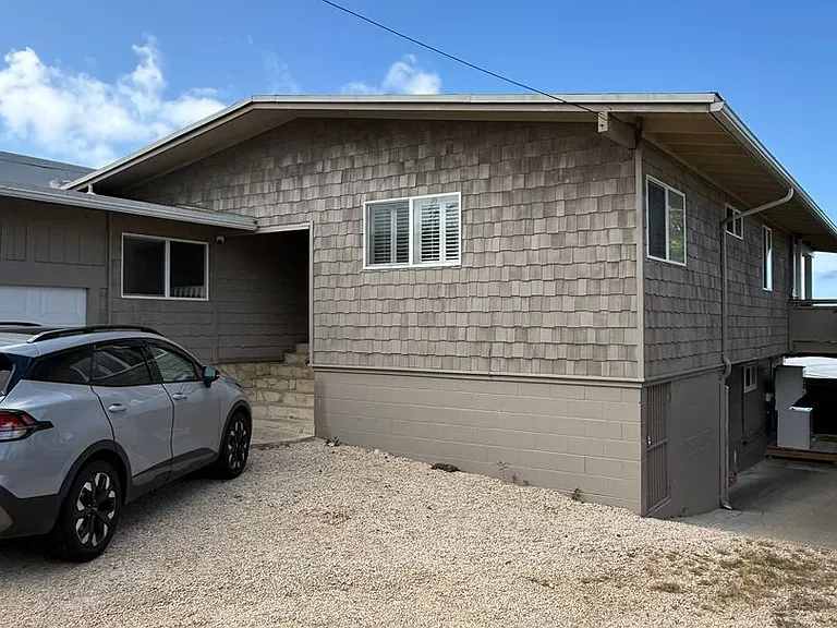 1627 Paula Drive — Photo 1