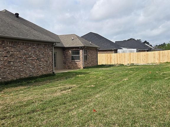 2nd image of 3606 Sylvia Dr