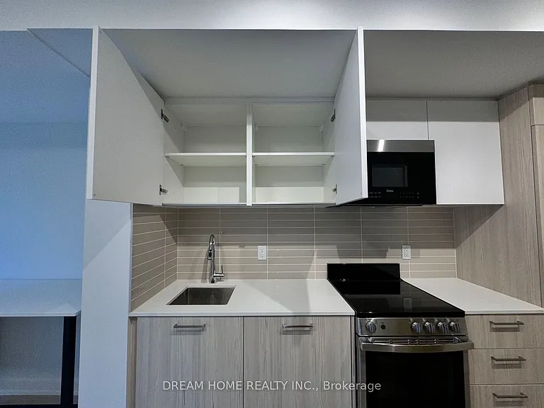 65 Mutual St #1307 — Photo 10