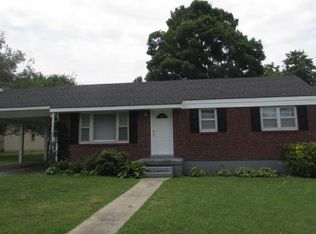 605 3rd St, Lawrenceburg, TN 38464