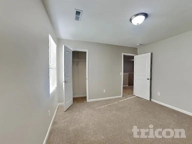 1110 Langston Dr — Photo 11