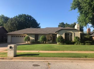 3108 Crown Feathers Dr, Edmond, OK 73013