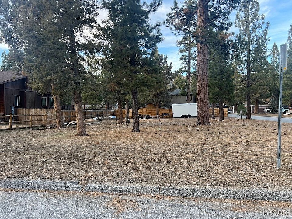 1st image of 449 E Country Club Blvd