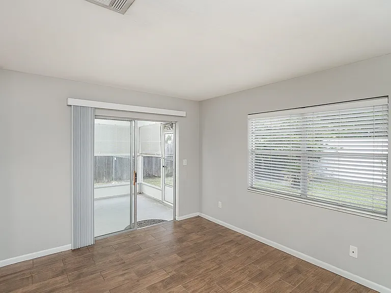 1040 Dorado Dr — Photo 9