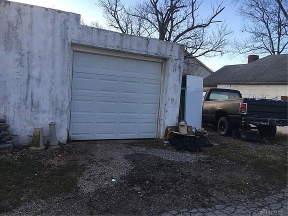 5th image of 808 N 9th St