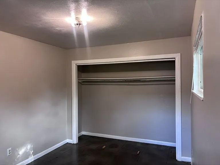 2377 Hanna Dr — Photo 15