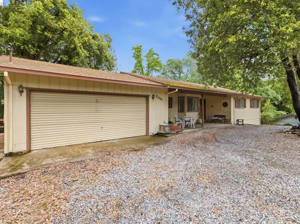 21441 Crestview Dr, Sonora, CA 95370