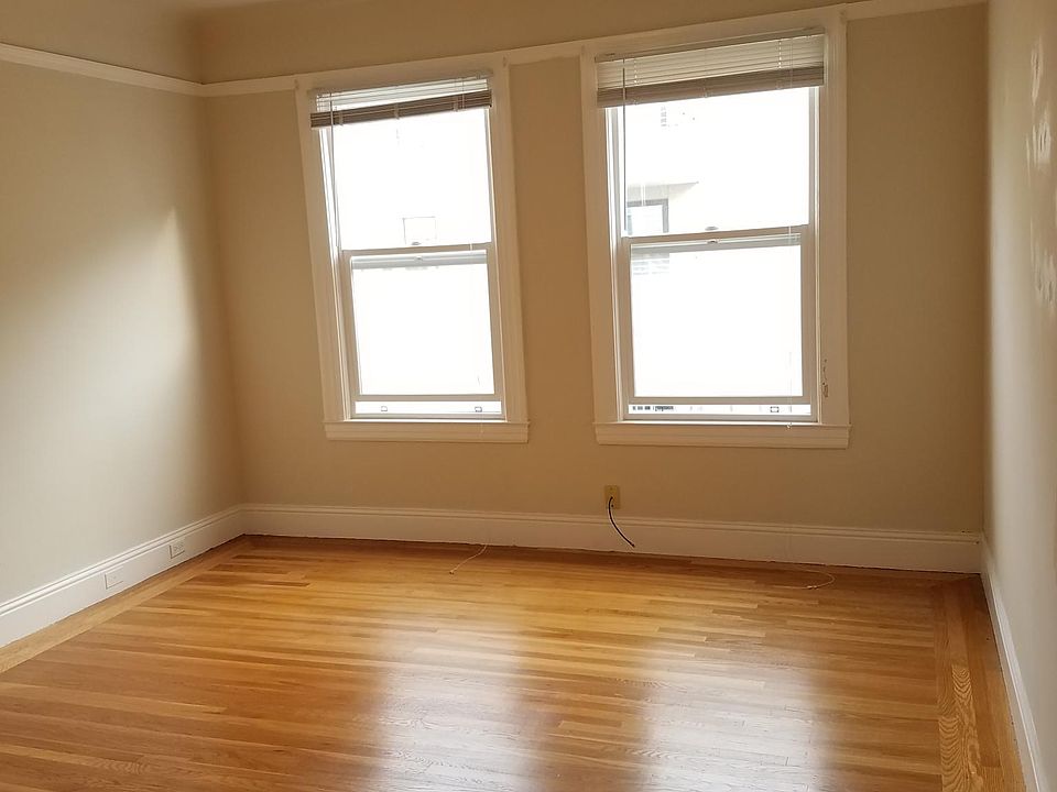 1st image of 34 Buchanan St