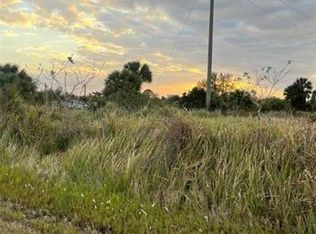 15733 NW 282nd St #F, Okeechobee, FL 34972