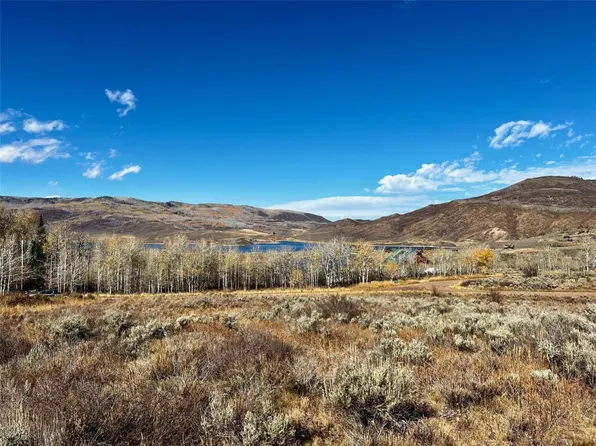 31580 Apache Trl, Oak Creek, CO 80467