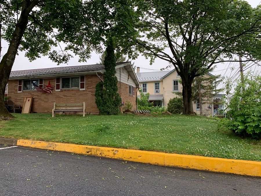 104 W Front St, Alburtis, PA 18011 Zillow