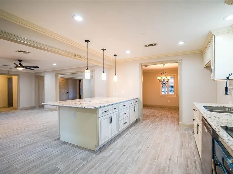 5046 Yarwell Dr — Photo 19
