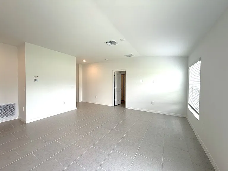 17265 Cantu Ct — Photo 13