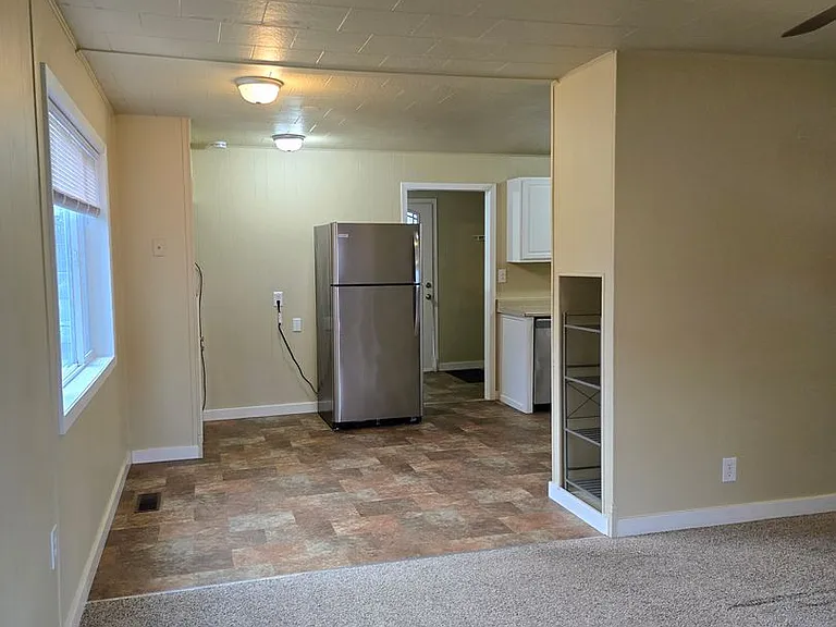 2531 Stephenson Ave #A — Photo 12