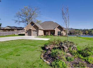 429 Lakeland Dr, Hot Springs, AR 71913