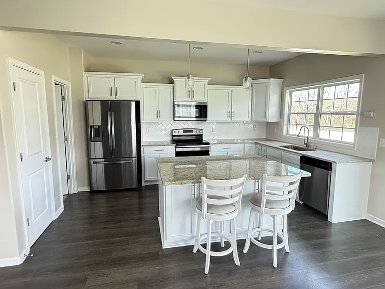 7211 Weatherstone Blvd — Photo 4