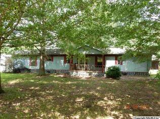 274 Bayshore Dr, Guntersville, AL 35976