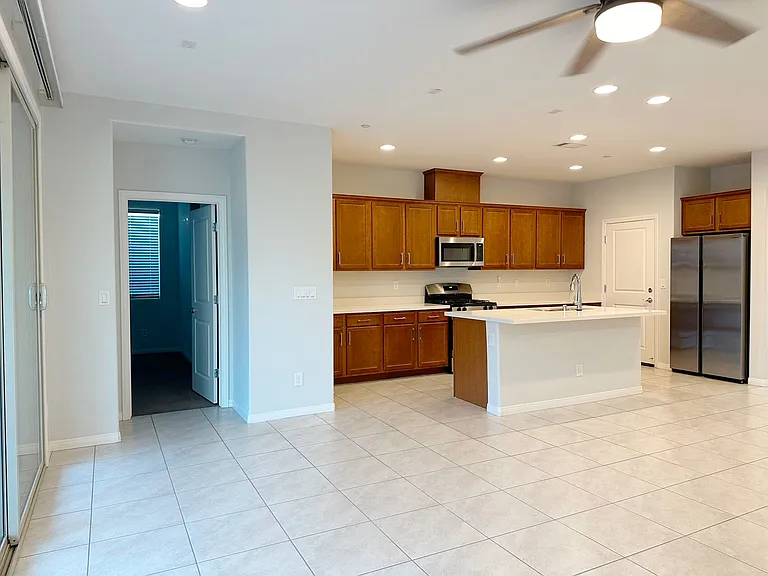 11585 Salt Creek Ave — Photo 12
