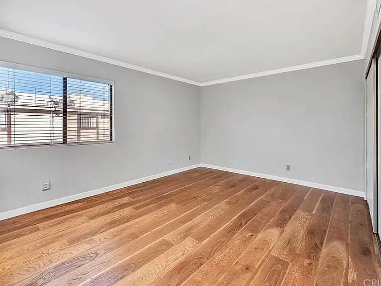4919 Laurel Canyon Blvd #5 — Photo 6