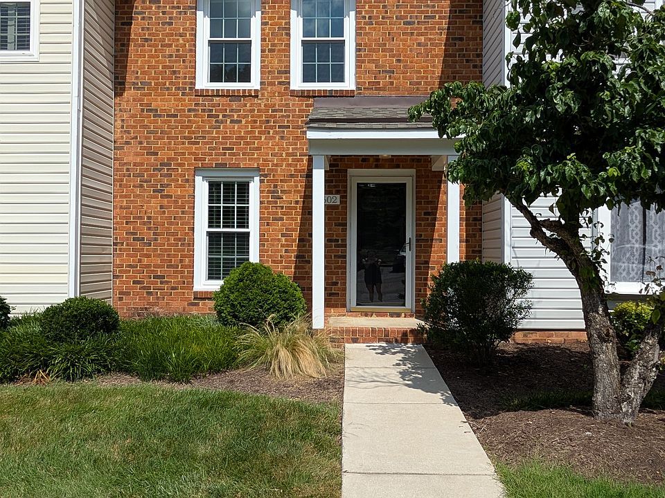 Welcome to 2502 Old Hearth Ct!