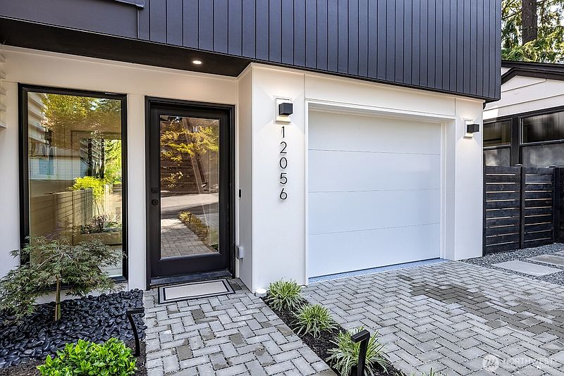 3rd image of 12056 20th Avenue NE