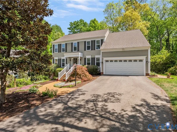5901 Eastbluff Ct, Midlothian, VA 23112